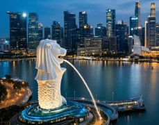 <strong>压垮新加坡中小企</strong>